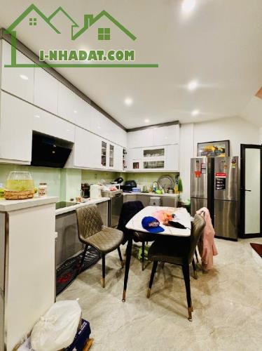 BÁN NHÀ ĐẸP MẶT NGÕ PHỐ HÀO NAM-LÔ GÓC-MT 5M-42M2-NHỈNH 12 TỶ - 1