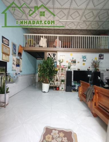 👉KIỆT MẸ SUỐT 👉OTO TRÁNH 👉  GIÁ CHỈ 1.95 TỶ CÓ THƯƠNG LƯỢNG 💥 👉Nhà cấp 4 diện tích 11
