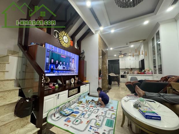 Bán nhà Liền Kề KĐT Hạ ĐÌnh 107m2, xây 5 tầng, thang máy. Giá thương lượng - 3