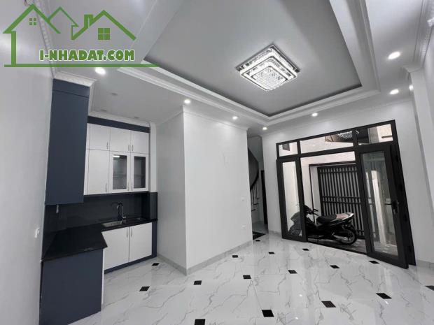 BÁN NHÀ ĐẠI LA, Ở LUÔN, 5 TẦNG THANG MÁY, SÂN CỔNG ĐỂ XE, 30M RA PHỐ GIÁ 8.X TỶ - 2