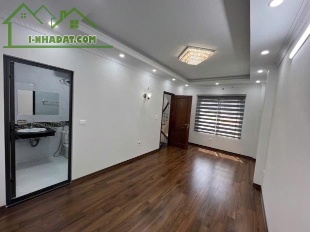 BÁN NHÀ ĐẠI LA, Ở LUÔN, 5 TẦNG THANG MÁY, SÂN CỔNG ĐỂ XE, 30M RA PHỐ GIÁ 8.X TỶ - 3
