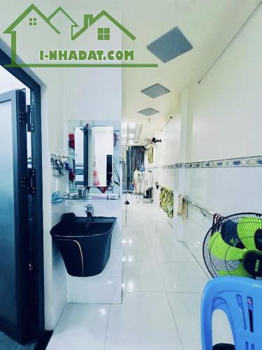 VỊ TRÍ KD Đ.ỈNH - GẦN CHỢ P18 - TÂN HƯƠNG - 2 TẦNG - NHÀ MỚI 60M N4*15 NHỈNH 8 ĐỒNG - 2