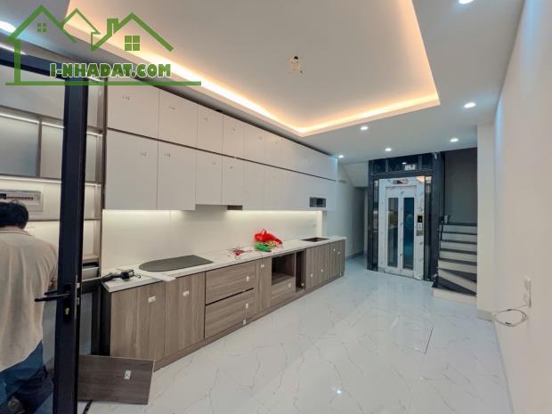 BÁN NHÀ ĐẸP MỚI TINH – HOÀNG MAI, HOÀNG VĂN THỤ – THANG MÁY – 3 BƯỚC RA PHỐ  Giá: 7,6 tỷ –