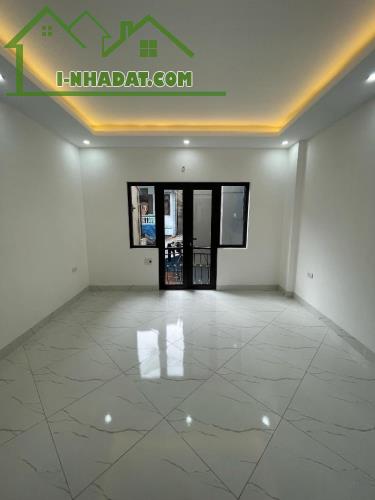 BÁN NHÀ ĐẸP MỚI TINH – HOÀNG MAI, HOÀNG VĂN THỤ – THANG MÁY – 3 BƯỚC RA PHỐ  Giá: 7,6 tỷ – - 3