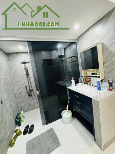 Bán nhà gần phố Nguyễn Văn Huyên, Cầu Giấy, 5m ô tô, ngõ thông, kinh doanh, 10 tỷ - 3