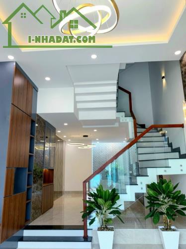 Bán nhà 4 tầng, 90m², 4PN, 5WC, Q.2, 8.2 tỷ, sổ hồng - 1