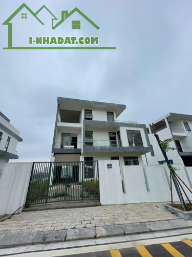 Cắt lỗ đậm sâu căn Biệt Thự đồi Monoco Hạ Long view Vịnh và Hồ cực đẹp - 2