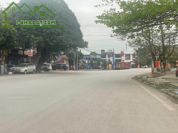Bán lô đất  mặt đường Hùng Vương, Quán Toan, giá chỉ 4,x tỷ  LH 0979087664