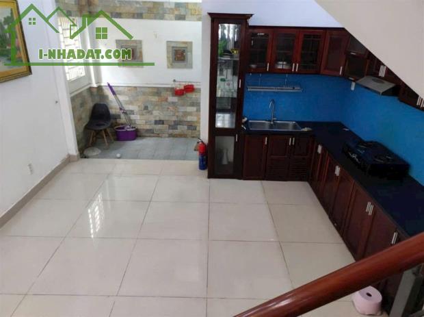HIẾM CÓ - 2 MẶT HẺM XE HƠI THÔNG - 3 TẦNG 4PN 66 M2- NGAY CHỢ PHẠM VĂN BẠCH - NHÀ GA T3 - 2