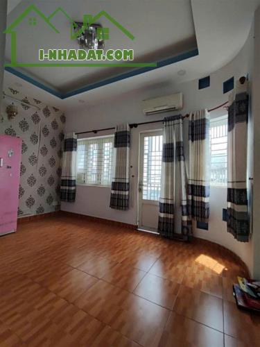 HIẾM CÓ - 2 MẶT HẺM XE HƠI THÔNG - 3 TẦNG 4PN 66 M2- NGAY CHỢ PHẠM VĂN BẠCH - NHÀ GA T3 - 3