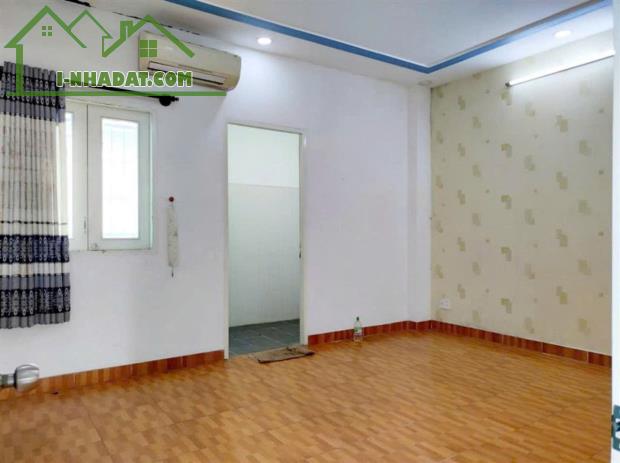 HIẾM CÓ - 2 MẶT HẺM XE HƠI THÔNG - 3 TẦNG 4PN 66 M2- NGAY CHỢ PHẠM VĂN BẠCH - NHÀ GA T3 - 4