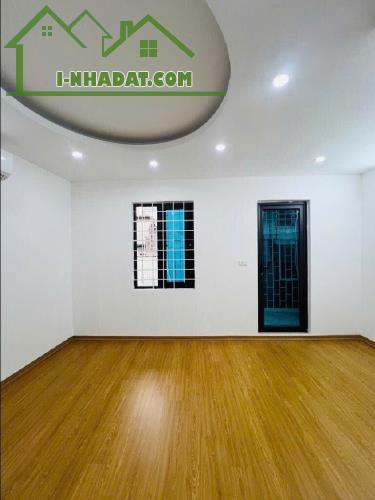 TÔN ĐỨC THẮNG 36 M, 3 TÂNG, 3 NGỦ, 2 WC, NHÀ CHẮC CHẮN KIÊN CỐ, THOÁNG SÁNG, GIẾNG TRỜI