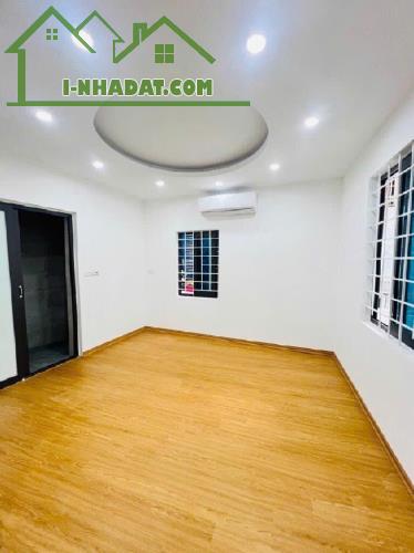 TÔN ĐỨC THẮNG 36 M, 3 TÂNG, 3 NGỦ, 2 WC, NHÀ CHẮC CHẮN KIÊN CỐ, THOÁNG SÁNG, GIẾNG TRỜI - 4