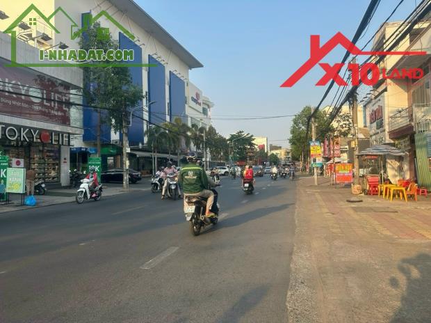 Bán toà nhà 5 tầng mặt tiền đường Phạm Văn Thuận Biên Hoà Đồng Nai