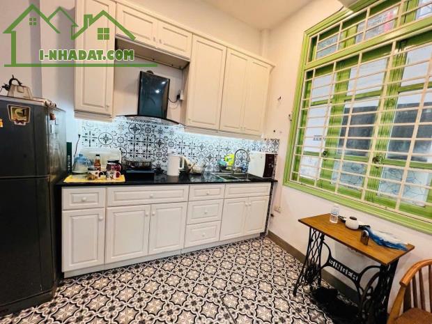 Nhà Trương Công Giai Cầu Giấy gần phố ngõ to 3T 38m MT 7m 3 mặt thoáng nội thất đẹp ở ngay - 4