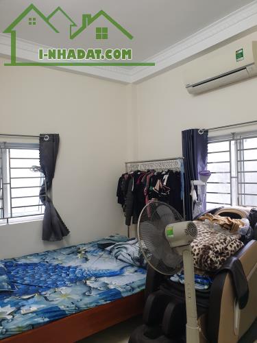 BÁN NHÀ ĐẸP 1.65 TỶ 3 TẦNG 47M2 KHU VỰC TRẦN QUANG KHẢI - 2