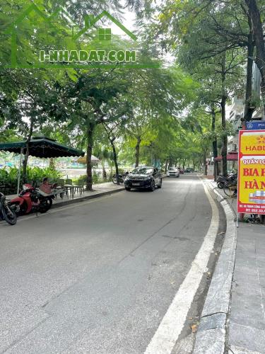 BÁN GẤP NHÀ PHỐ TRỊNH CÔNG SƠN LẠC LONG QUÂN TÂY HỒ 108M 3 TẦNG SÁT OTO GẦN HỒ NHỈNH 17 TỶ
