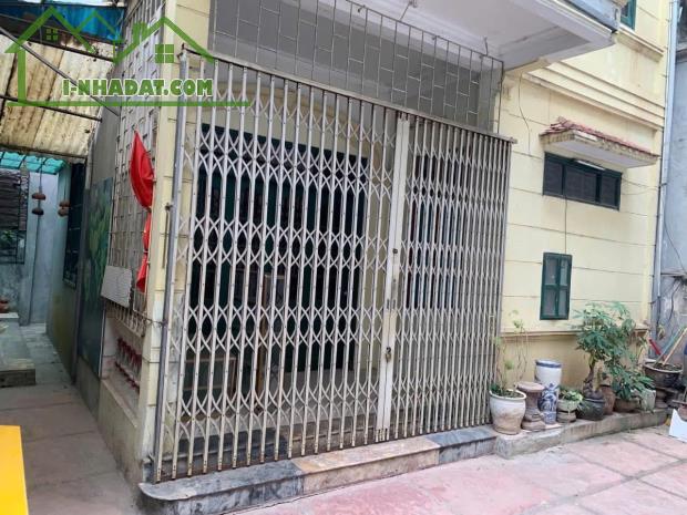 BÁN GẤP NHÀ PHỐ TRỊNH CÔNG SƠN LẠC LONG QUÂN TÂY HỒ 108M 3 TẦNG SÁT OTO GẦN HỒ NHỈNH 17 TỶ - 3