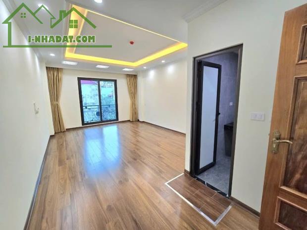 BÁN NHÀ MẶT NGÕ SÁT PHỐ 18 tỷ 55m 8 TẦNG MT 4m THANG MÁY CÁCH 1 NHÀ RA PHỐ ĐỘI CẤN BA ĐÌNH - 4