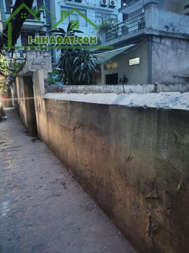 Mảnh đất hiếm còn sót lại tại Nguyễn Ngọc Vũ 45m2 sổ vuông đét, giá nhỉnh 9 tỷ - 4