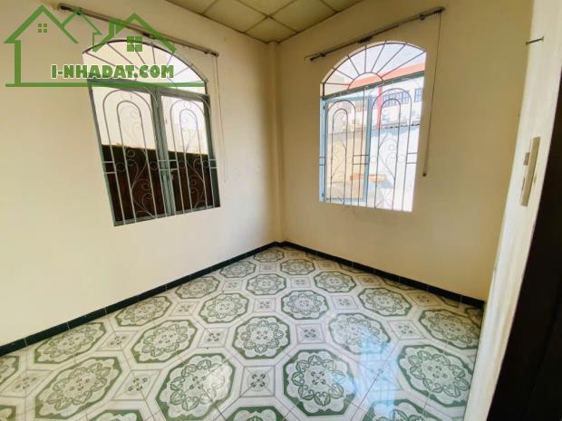 NHÀ 2 TẦNG HẺM XE HƠI, DT 100M², 5PN 3WC, HỒ BÁ PHẤN, PHƯỚC LONG A - 2