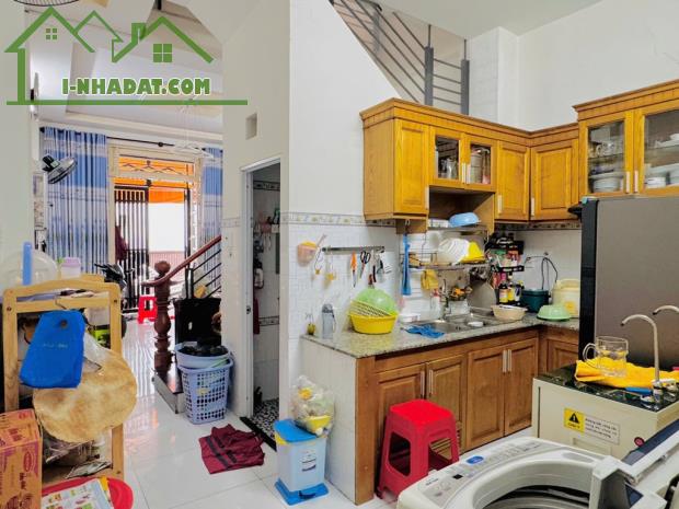 NHÀ BÁN QUANG TRUNG GV - GẦN CHỢ HẠNH THÔNG TÂY & CV LÀNG HOA - DT 48M² - 2 TẦNG CHỈ 4.X T - 3