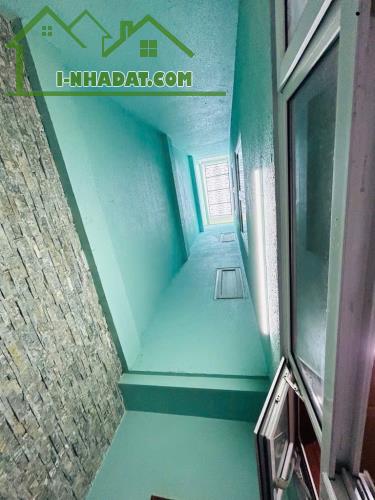 Bán gấp nhà đẹp ở ngay khu Đường số Q.7, xe hơi ngủ nhà, 120m2, ngang 6m, SHR, chỉ 24 tỷ. - 3