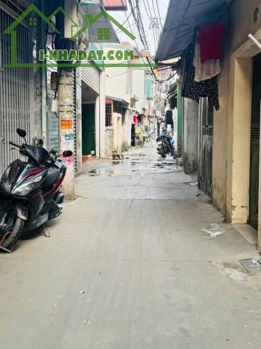 NHÀ DÂN XÂY 45M-4 TẦNG-CẦU GIẤY-NGÕ NÔNG THÔNG -CHỈ VIỆC XÁCH VALI VỀ Ở-GIÁ 8 TỶ