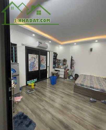 BÁN NHÀ HOÀNG MAI, NHÀ ĐẸP 5 TẦNG MẶT TIỀN RỘNG, GẦN ĐƯỜNG Ô TÔ THÔNG. - 3