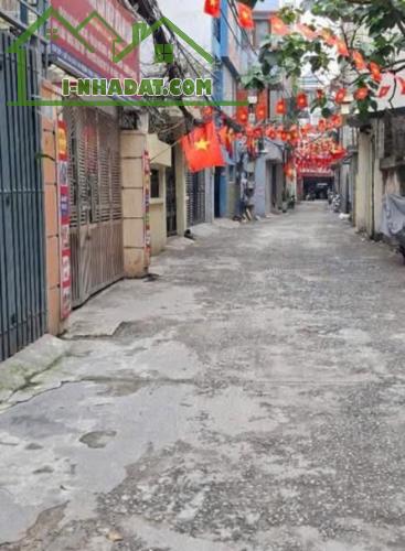 NHÀ PHÂN LÔ ĐỊNH CÔNG THƯỢNG DT 51M. 4TẦNG. 11.5 TỶ. HOÀNG MAI.