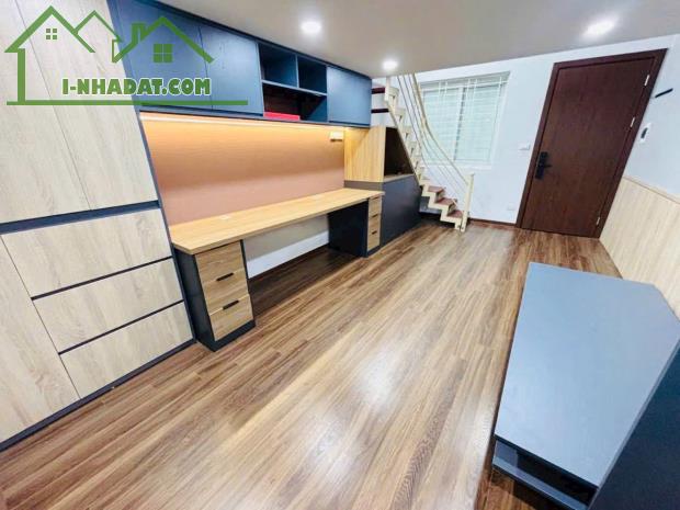 Bán căn hộ tập thể Minh Khai -dt 45M -2PN khép kín full nội thất giá 2.45 tỷ SĐ chính chủ