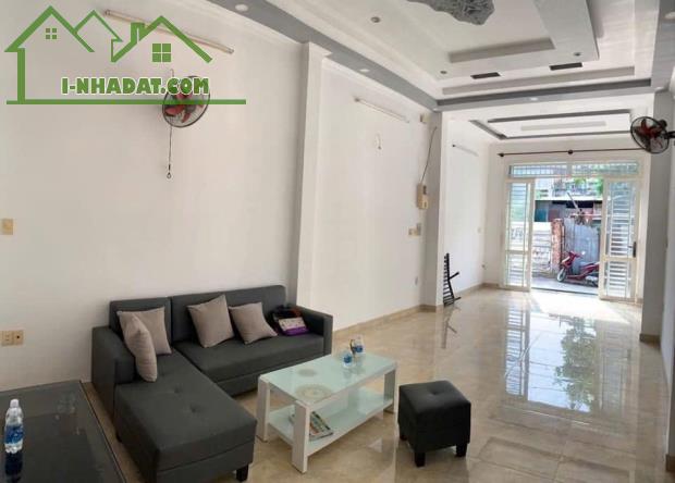 HẺM Ô TÔ TRÁNH - GIÁP CHỢ THẠCH ĐÀ - GÒ VẤP - 60M2 - 2 TẦNG - GIÁ 5.5 tỷ