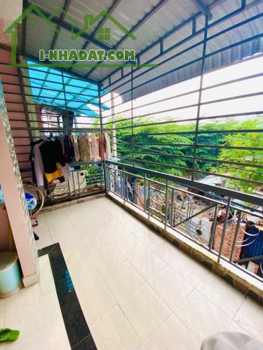 HẺM Ô TÔ TRÁNH - GIÁP CHỢ THẠCH ĐÀ - GÒ VẤP - 60M2 - 2 TẦNG - GIÁ 5.5 tỷ - 5