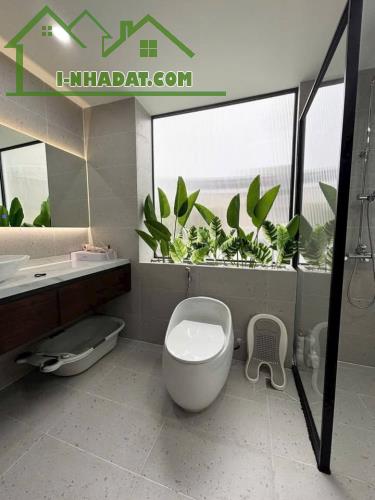 Bán căn nhà ngõ 405 Ngọc Thuỵ 47m x 4T full đồ, gần oto hơn 6 tỷ. LH 0936123469