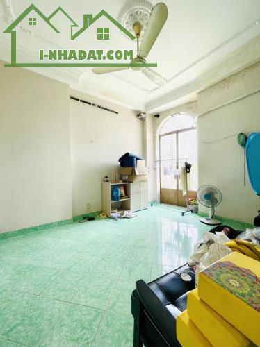 BÁN NHÀ MẶT TIỀN 40M2 5 TẦNG NGANG 6M 5 PN KD ĐỈNH TRƯỜNG SA GẤP BÁN 9.2 TỶ. - 3