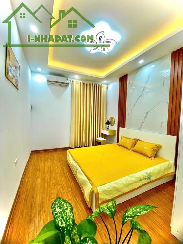 Nhà Đẹp- Ở Ngay- Ngõ Nông - Văn Chương-Đống Đa - Dt : 23m2/4 tầng*nhỉnh 5 tỷ - 1
