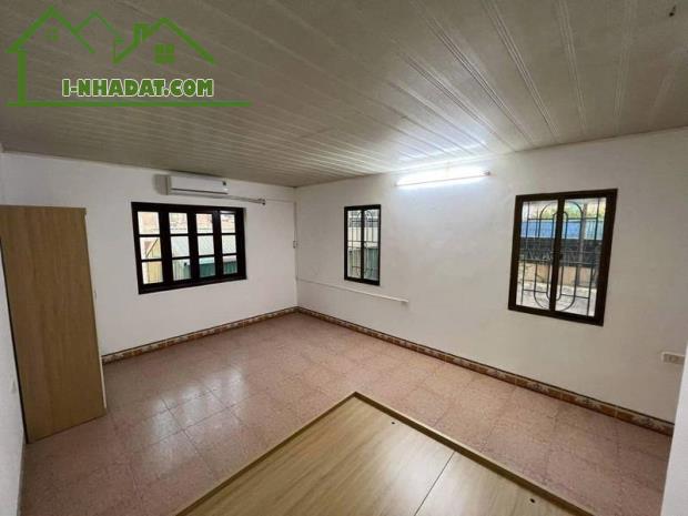 VIP ĐỐNG ĐA - PHÂN LÔ CÁN BỘ - 2 THOÁNG - Ô TÔ ĐỖ CỬA - NGÕ THÔNG - DÒNG TIỀN        52m x - 2