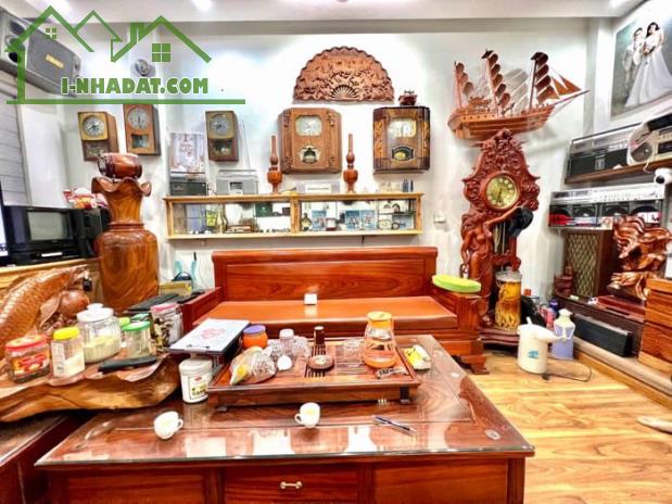 💥💥SIÊU PHẨM ĐƯỜNG LÁNG – ĐỐNG ĐA – Ô TÔ TRÁNH – KINH DOANH – GẦN PHỐ – 44M, GIÁ 18.5 TỶ