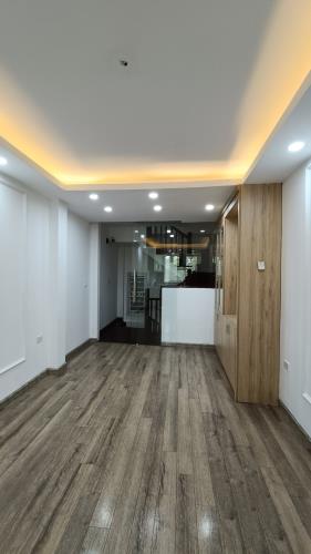 Bán nhà riêng phố Phạm Ngọc Thạch Đống Đa, nhà đẹp ô tô tránh 2 vỉa hè kinh doanh - 1