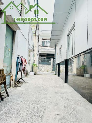 SIÊU HIẾM – NHÀ KHU VIP HỌ LÊ, TÂN PHÚ – 2 TẦNG – CÁCH MẶT TIỀN 10M – GIÁ CHỈ 4 TỶ(TL)