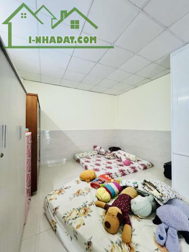 SIÊU HIẾM – NHÀ KHU VIP HỌ LÊ, TÂN PHÚ – 2 TẦNG – CÁCH MẶT TIỀN 10M – GIÁ CHỈ 4 TỶ(TL) - 4