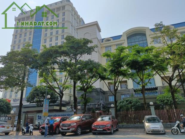Bán nhà Hoàng Minh Đạo,Long Biên 4 tầng,70m,mt4.8m oto vào nhà nhỉnh 15 tỷ