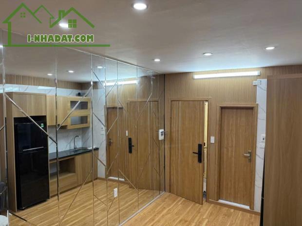 Bán căn hộ tầng 2 Tập Thể Nam Thành Công (20 Láng Hạ) 50m2 ,lô góc ô tô full nội thất - 3