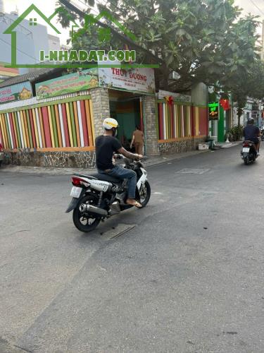 BÁN NHÀ MẶT PHỐ – ĐANG KINH DOANH TRƯỜNG MẦM NON – DÒNG TIỀN ỔN ĐỊNH - 1