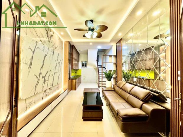 BÁN NHÀ PHỐ LÊ LAI HÀ ĐÔNG - Ô TÔ ĐỖ - 4 TẦNG XINH ĐẸP TRUNG TÂM SẦM UẤT - 1