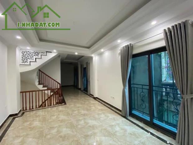 BÁN NHÀ PHỐ KIẾN HƯNG – VỊ TRÍ ĐẸP, KINH DOANH ĐỈNH