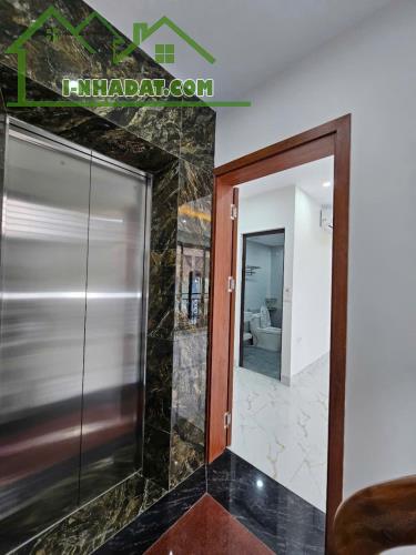 Nhà đường 18M, Mộ Lao, Hà Đông, Thang Máy, Nội Thất VIP, Ô tô đỗ cửa, DT 40m2x5t, 10.5 Tỷ - 1