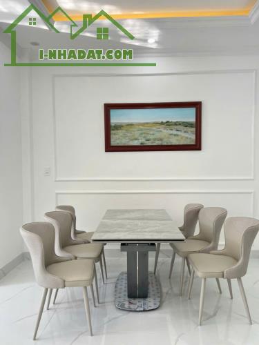 Bán nhà 2 tầng Tân Cổ Điển Full nội thất Kiệt ôtô 112 Thích Thịnh Khiết, Thủy Xuân, TP Huế - 1