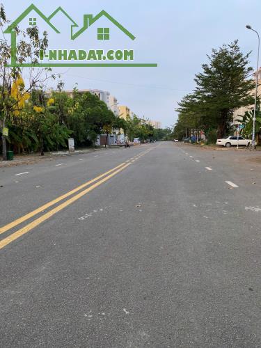 Lô đất đường D1 KDC Nam Long phước long B, DT 90m giá đầu tư
