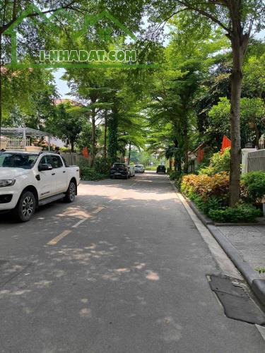 Bán biệt thự 250m2 5 tầng khu đô thị Bắc Hà, Tố Hữu, vị trí đẹp, sổ đỏ chính chủ - 1